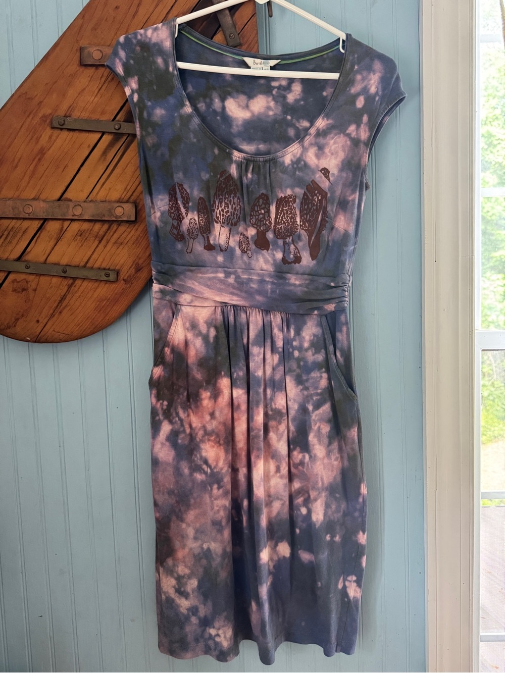 Morel Mushroom Tie-Dye dress in Lavender and Pink, Pockets!!!